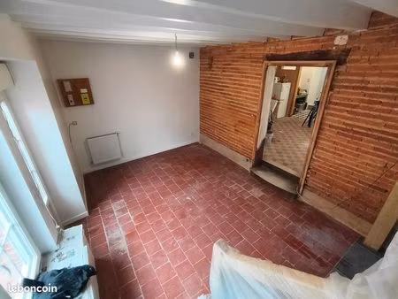 maison de bourg 2 chambres  90 m² à vaiges  690/mois