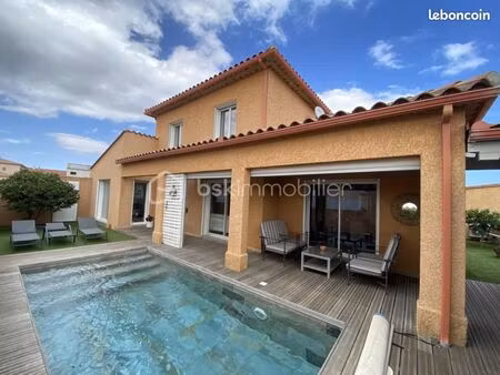villa 8 pièces 160 m²
