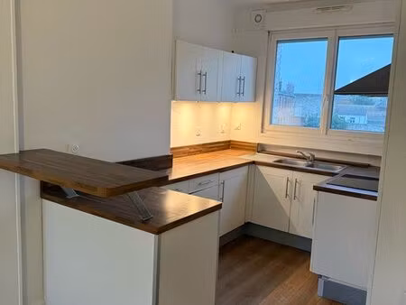 ? appartement t2 refait à neuf – place jean bart  dunkerque (59140)