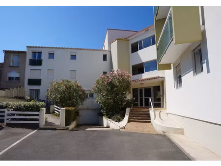 appartement 2 pièces à vendre à royan - proche de la mer