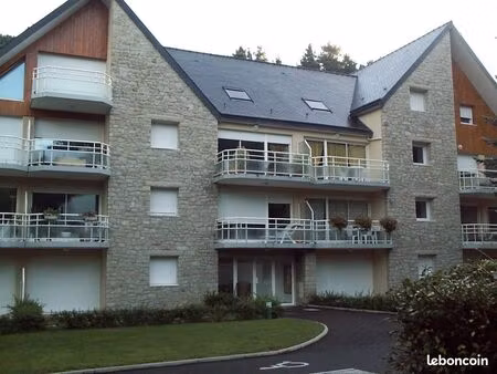 studio 25 m2 résidence sécurisée + jardinet + parking