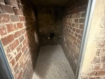 cave saine 5 m2 metro gabriel peri à asnières sur seine