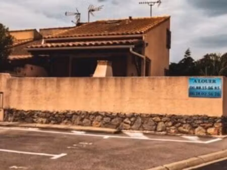 location septembre à fin juin vue mer