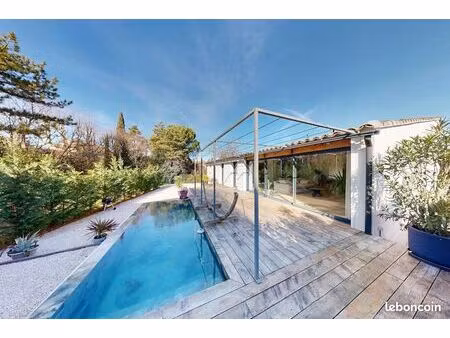 maison 6 pièces 146 m²