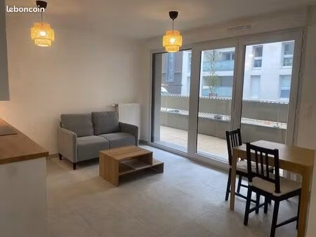 appartement 1 pièce 38 m²
