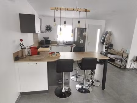 villa 3 pièces 60 m²