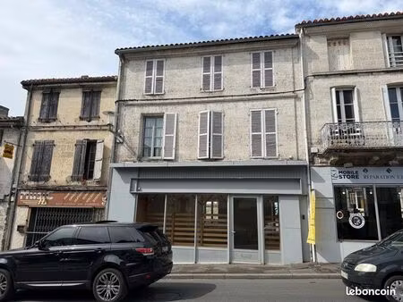 superbe t3 meublé - entièrement rénové à neuf - plateau angoulême