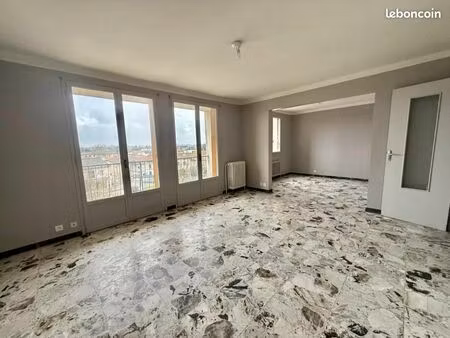 appartement 3 pièces 80 m²