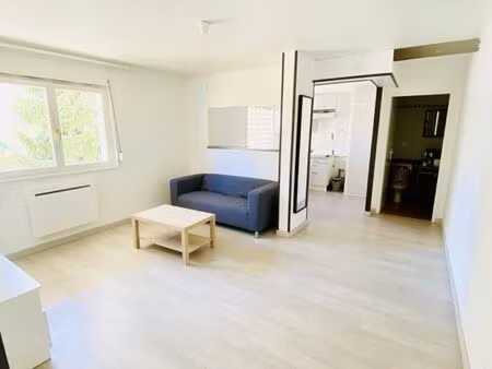 apparement t2 meublé prox. espace européen