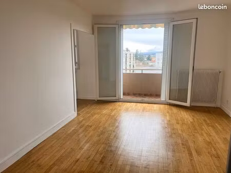 appartement t3 à louer à romans sur isère quartier la martinette