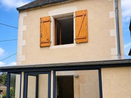 ? maison avec jardin et vue – 3 pièces – centre clamecy – 500