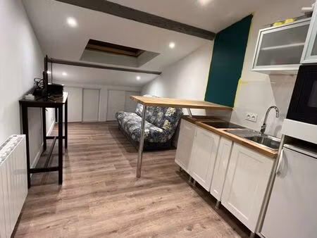 loue studio 18m2 proche du centre ville