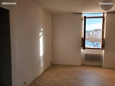 studio meublé 27m² vue de mer