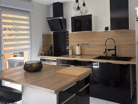 location appartement 3 pièces 63m² poitiers 86000