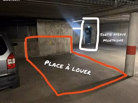 location place de parking sécurisé