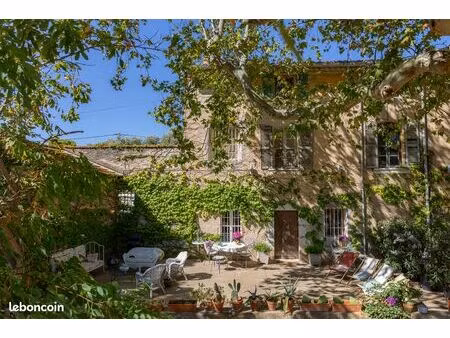 sanary.t4 dans mas provençal. la campagne à 800m du port