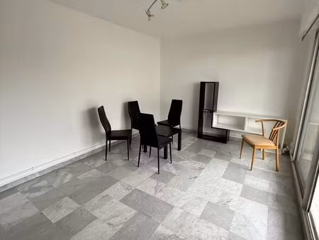 location appartement 2 pièces 39m² nice 06100