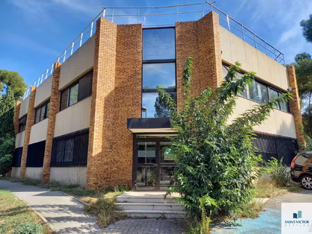 location local professionnel 410m² vitrolles 13127