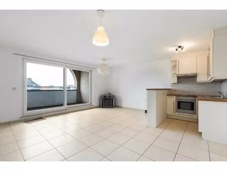 appartement te koop in oostende met 2 slaapkamers