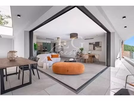 appartement de luxe de 3 chambres en vente à les adrets-de-l'estérel  france