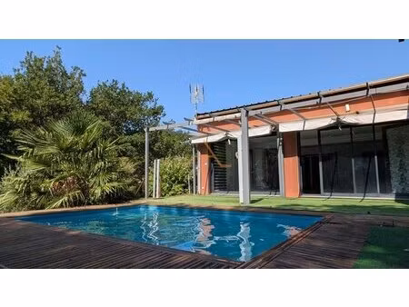 villa