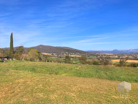 savasse  terrain constructible de 2 700 m2