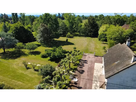 vente maison 6 pièces 157 m² à buxy (71390)  242 000 €