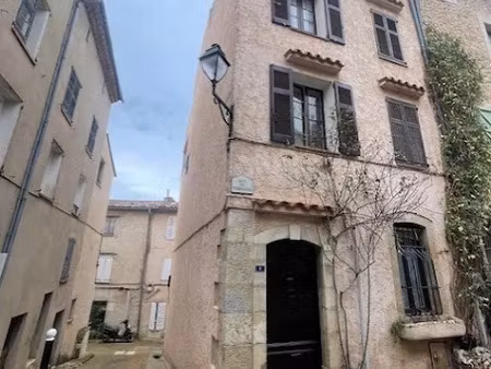 vente maison 7 pièces 195 m² à callian (83440)  243 000 €