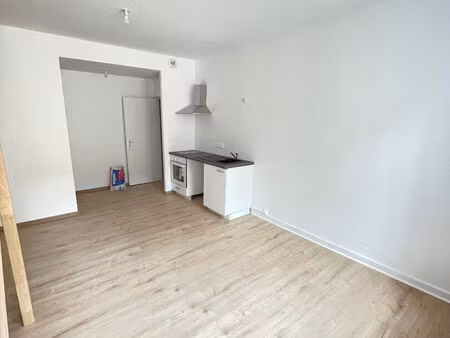 location appartement 1 pièce 36m²