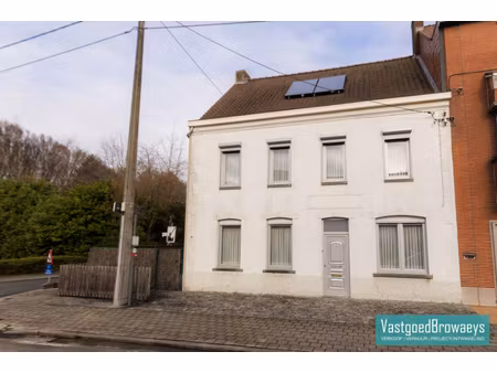 huis te koop in kluisbergen met 3 slaapkamers