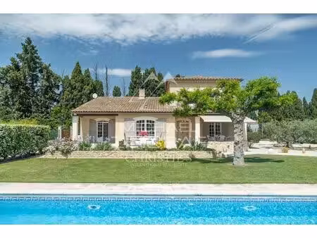 maison provencale proche saint-remy-de-provence