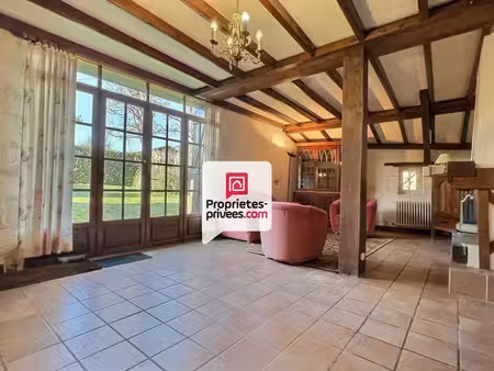 maison t6 d'env. 163m² avec 4 ch. avec jardin au calme sur chateau-l'eveque (24460)