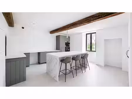 propriété avec gîte et dépendances