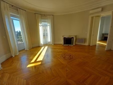 appartement de prestige en location montpellier  france
