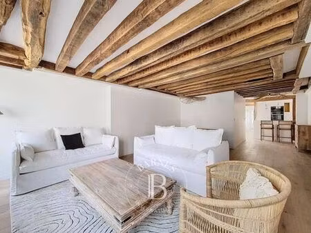 appartement de luxe de 2 pièces en location à saint-germain  odéon  monnaie  paris  île-de