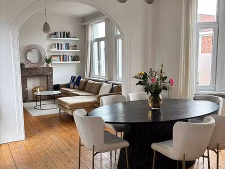 appartement te koop in berchem met 1 slaapkamer