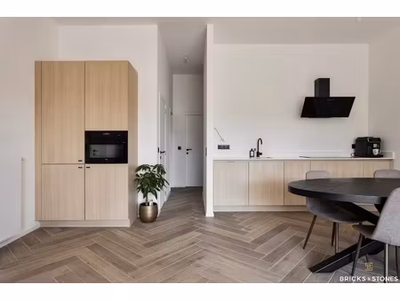 appartement te koop in schoten met 2 slaapkamers