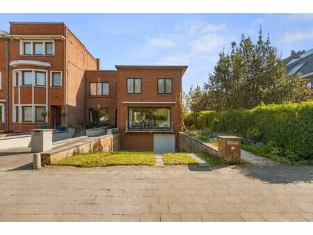 huis te koop in kortrijk met 3 slaapkamers