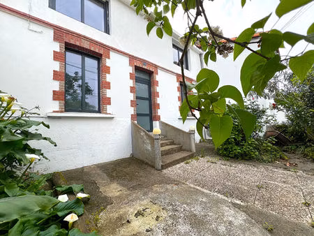 maison bouguenais 6 pièce(s) 134 m2