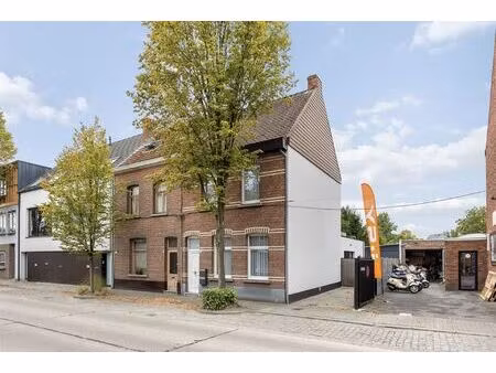 appartement te koop in brasschaat met 1 slaapkamer