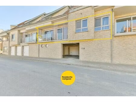 instapklaar en lichtrijk 2-slaapkamerappartement in bredene