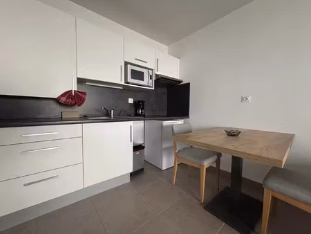 vente appartement 2 pièces 40 m² uzès (30700)