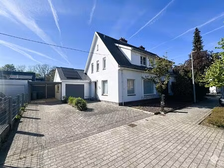 huis te koop in buggenhout met 2 slaapkamers