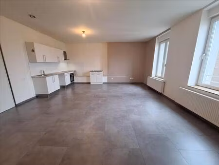 longwy-bas : appartement 2 ch + garage
