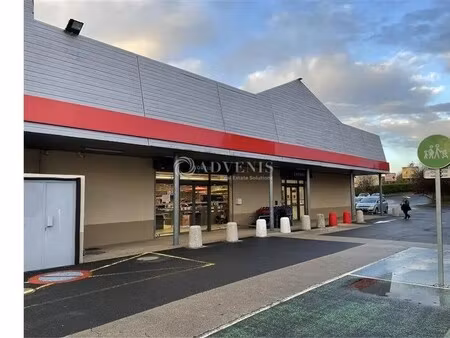 location commerce coulaines 72190 1267m²