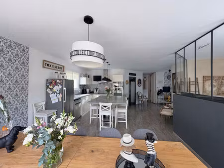vente maison 4 pièces  110.00m²  distré