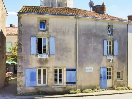 propriété à vendre dans le magnifique vouvant