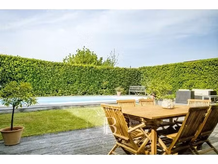 le bouscat - maison de 188 m² - jardin - piscine - dépendance