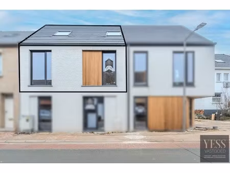 appartement te koop in ichtegem met 3 slaapkamers