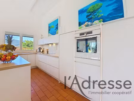 vente maison 5 pièces  121.00m²  cannes la bocca